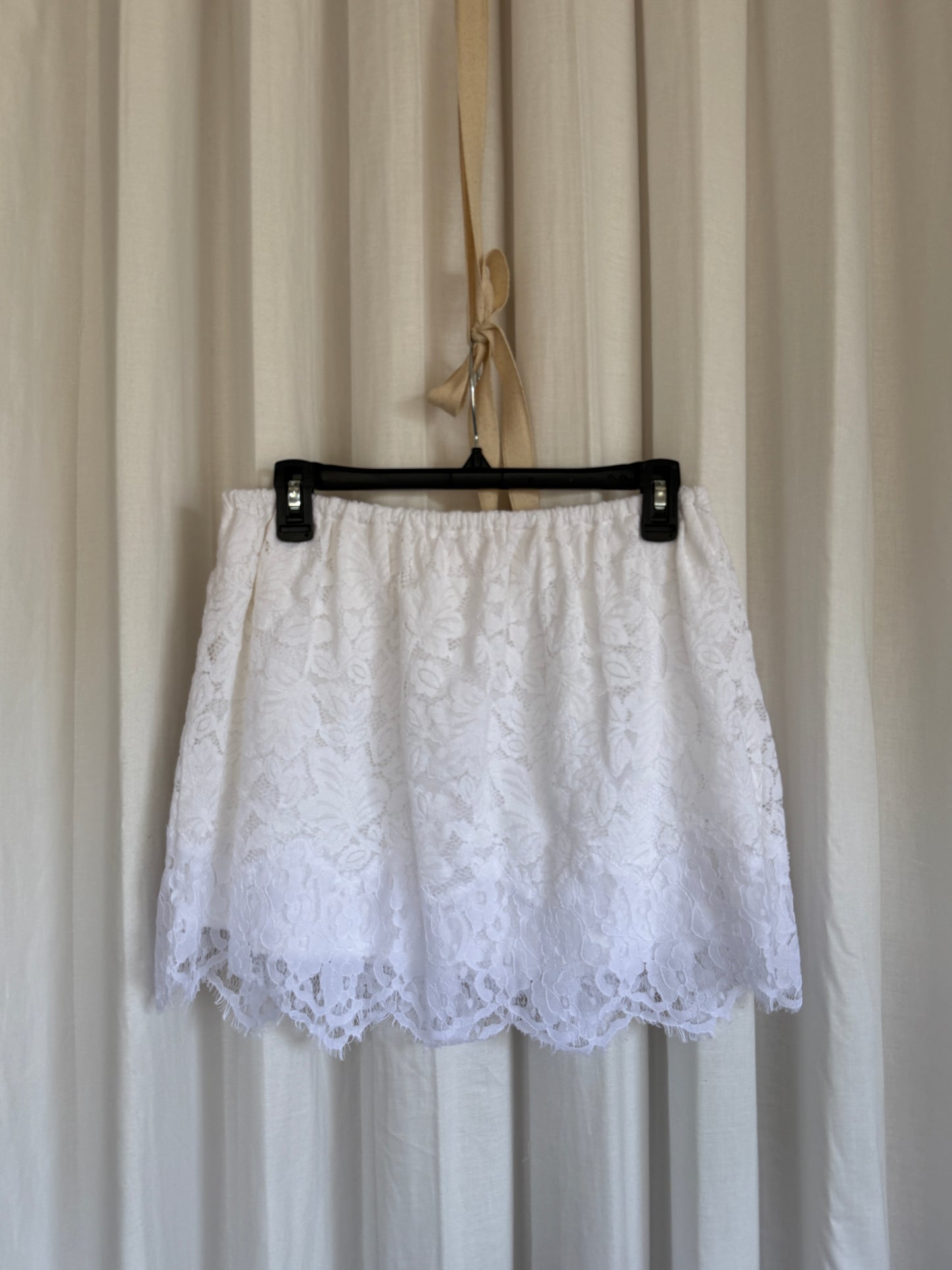 The Lace Mini Skirt