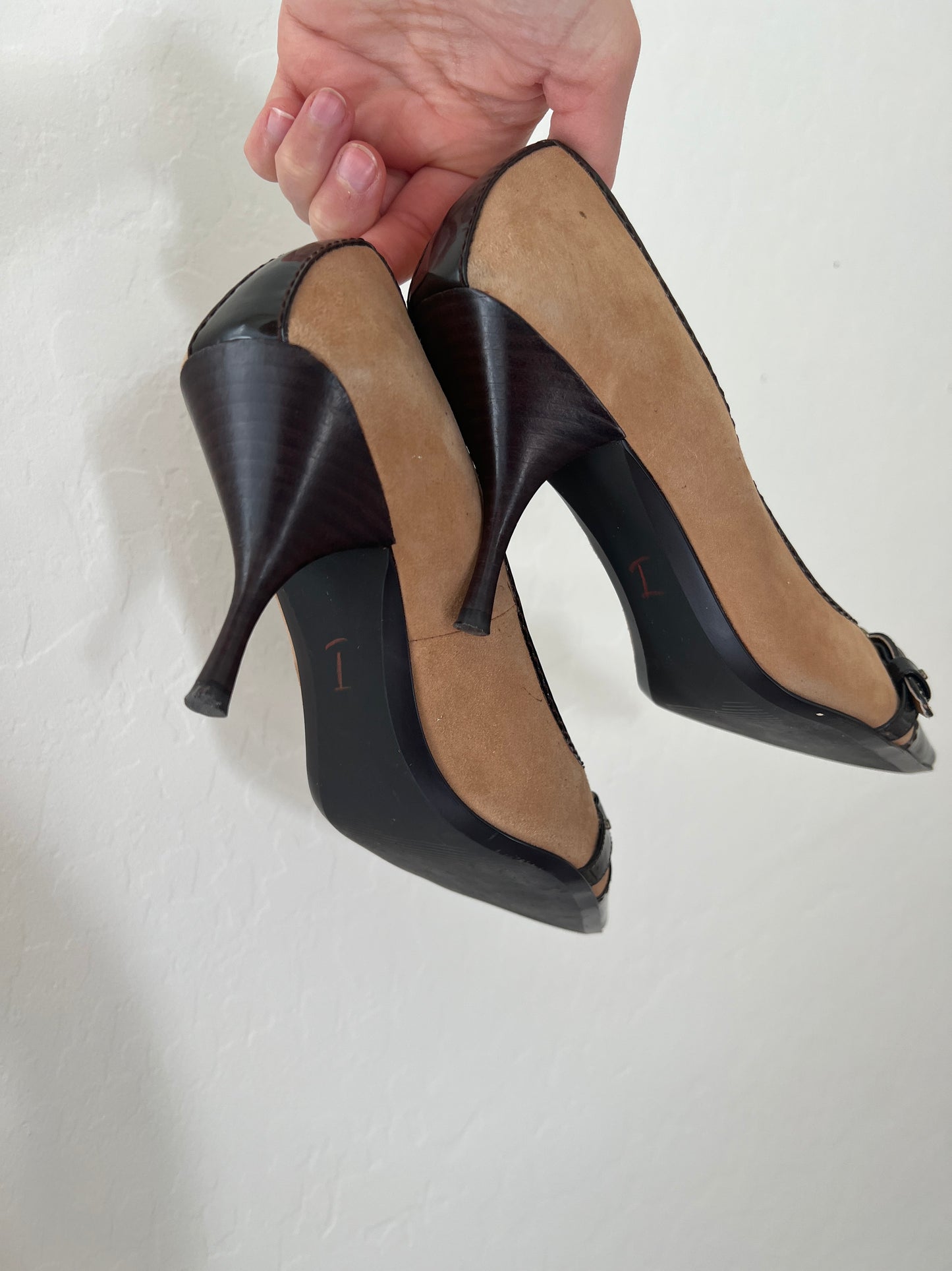 Brown Pointed Toe Kitten Heel