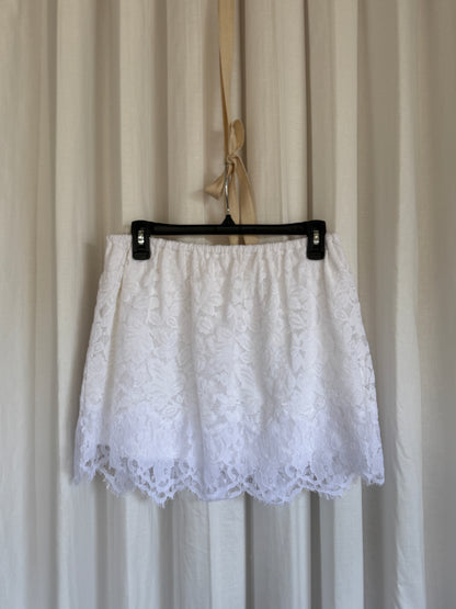 The Lace Mini Skirt